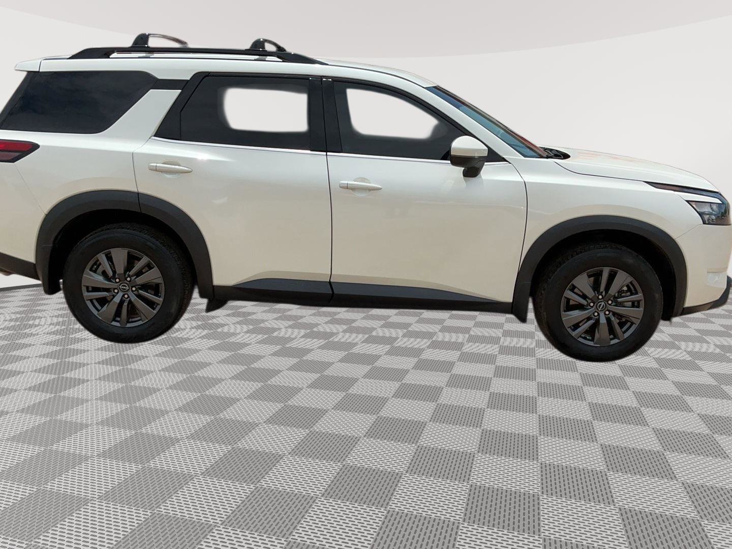 Used 2023 Nissan Pathfinder SV w/ Black Appearance Package FWD image 4