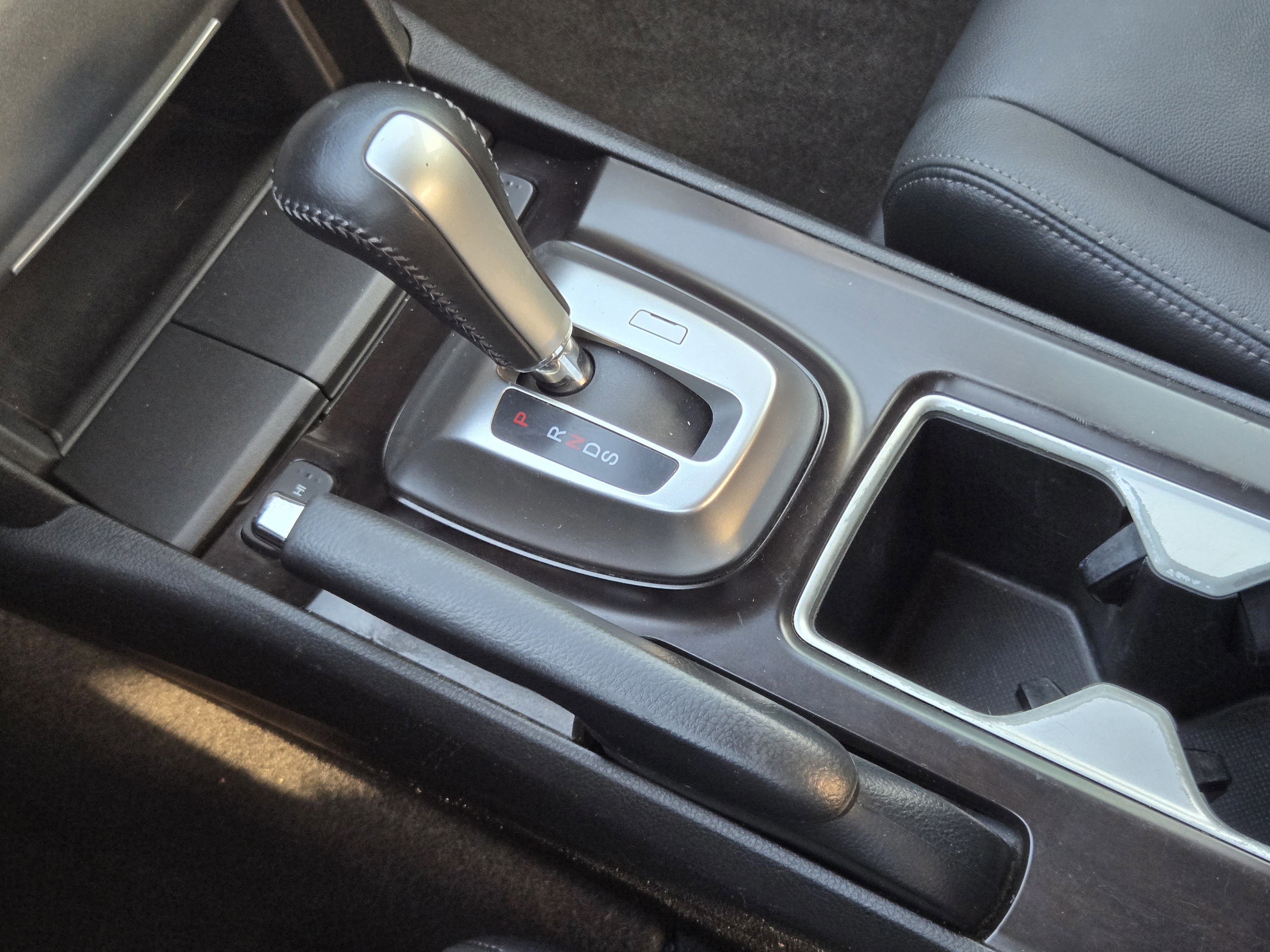 Used 2015 Honda Crosstour EX-L image 16