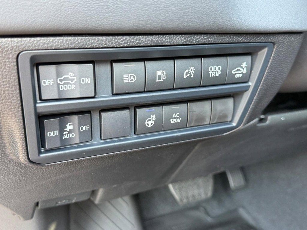 New 2026 Toyota Tundra Platinum image 15