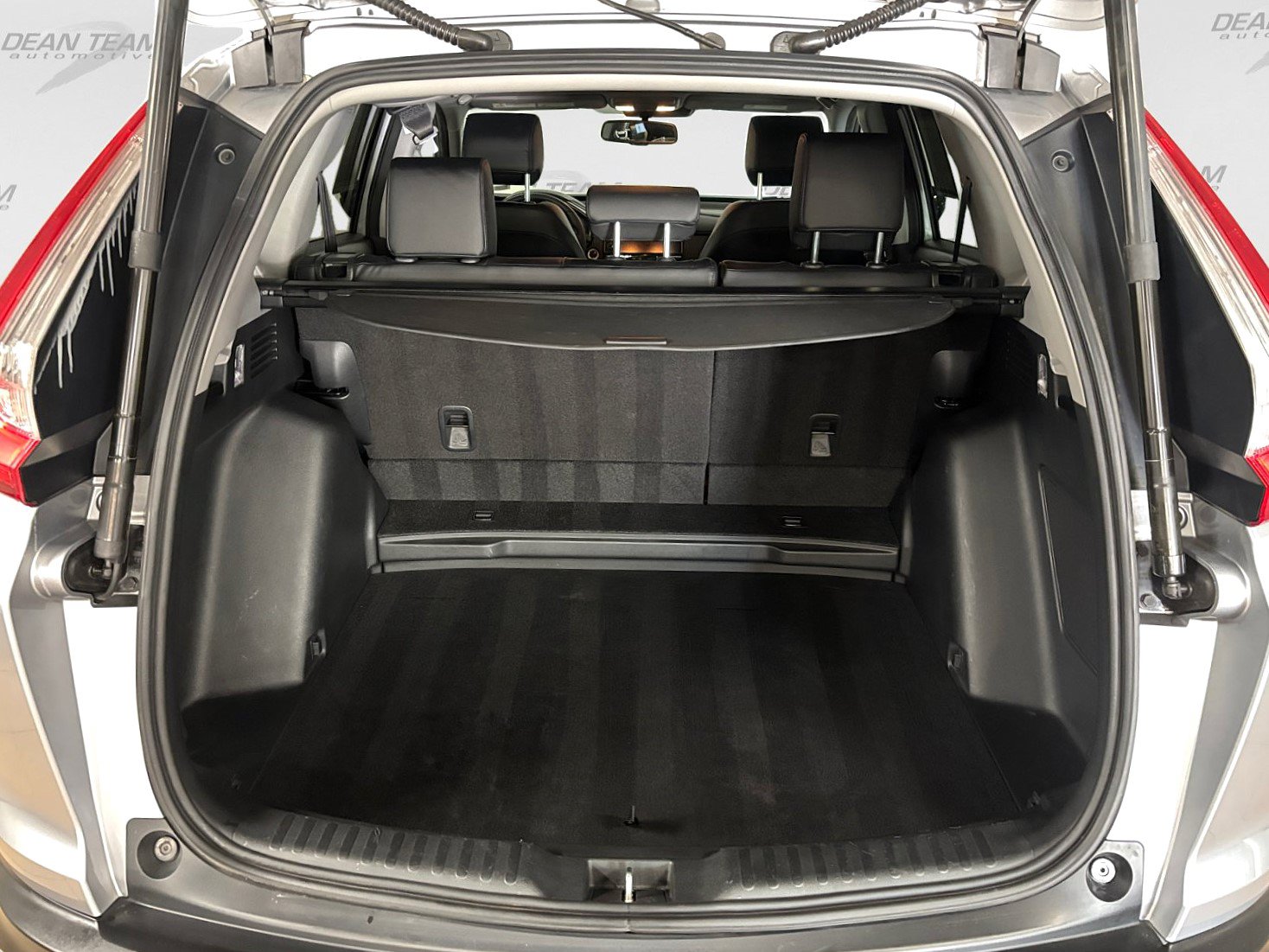 Used 2017 Honda CR-V Touring image 18