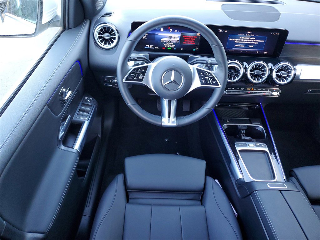 Used 2025 Mercedes-Benz EQB 250+ image 15