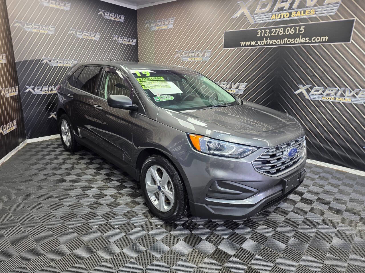 Used 2019 Ford Edge SE image 7
