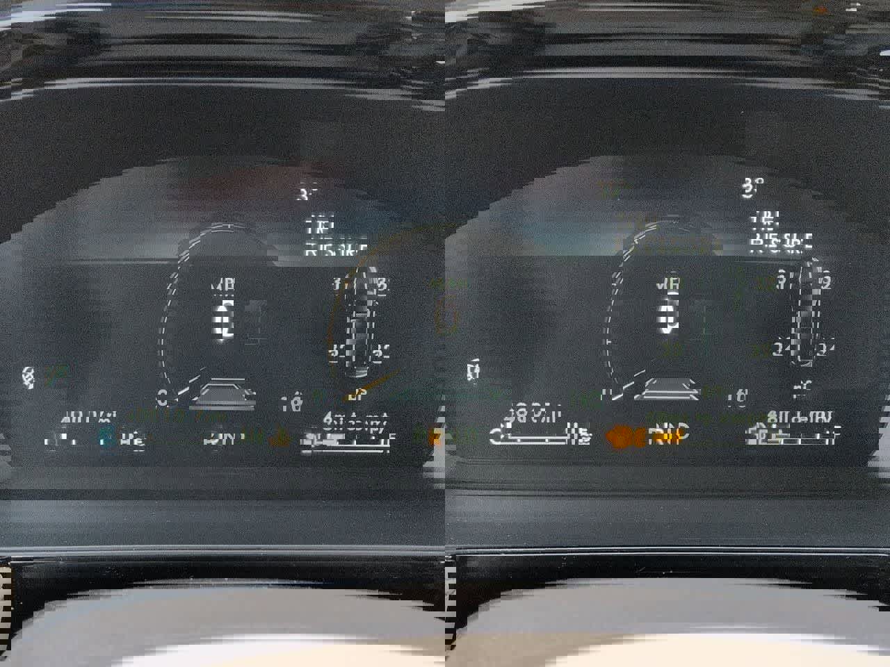 Used 2021 Lincoln Corsair Reserve w/ Equipment Group 201A image 35