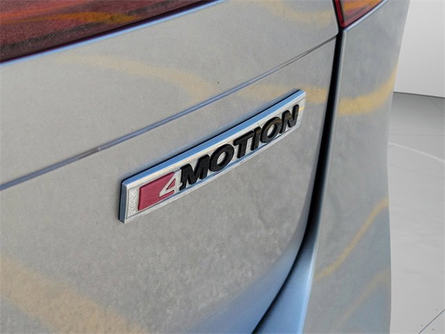 Used 2020 Volkswagen Tiguan SE R-Line image 28