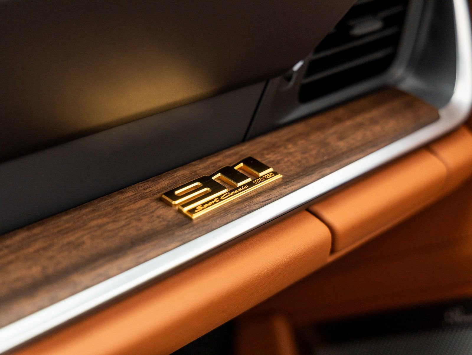 Certified 2023 Porsche 911 Sport Classic image 40