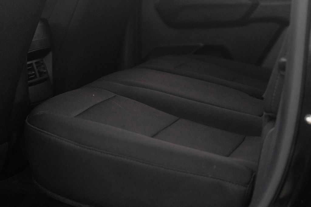 Used 2024 Chevrolet Colorado Trail Boss w/ Technology Package image 32