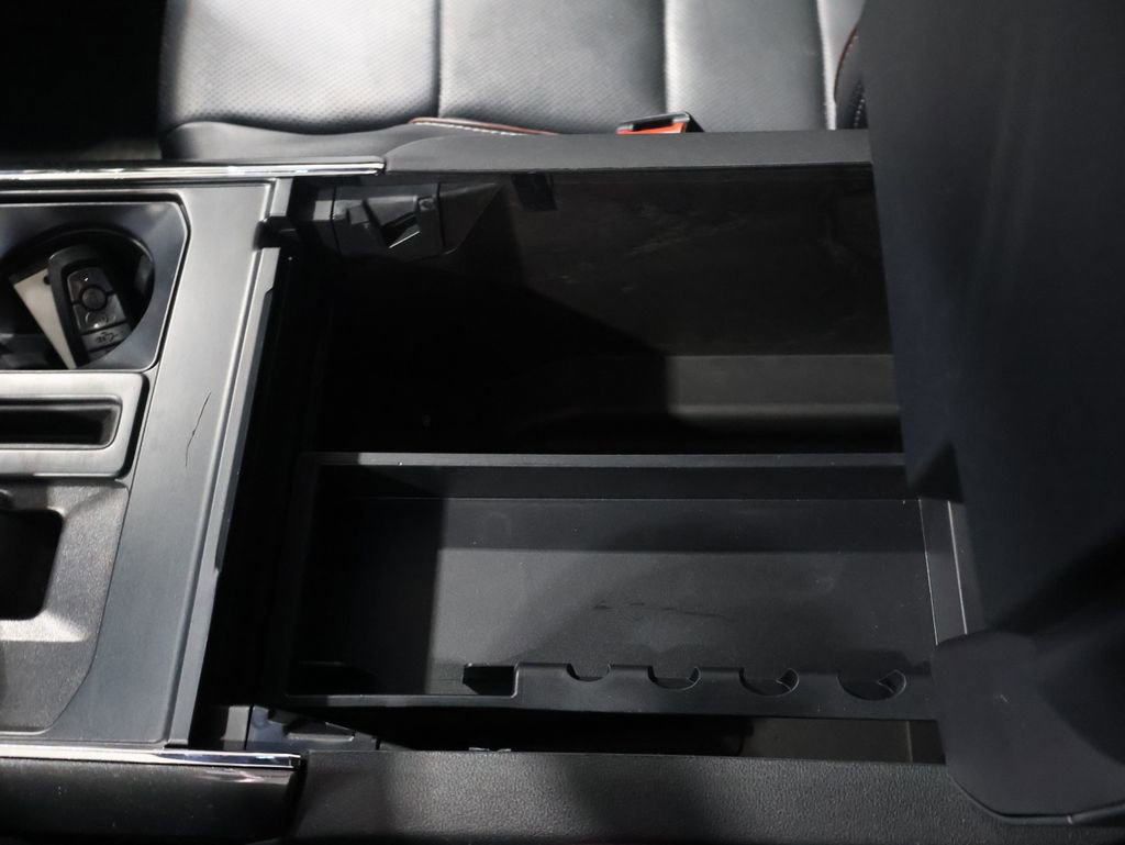 Used 2022 Ford F150 Lariat w/ Equipment Group 502A High image 34