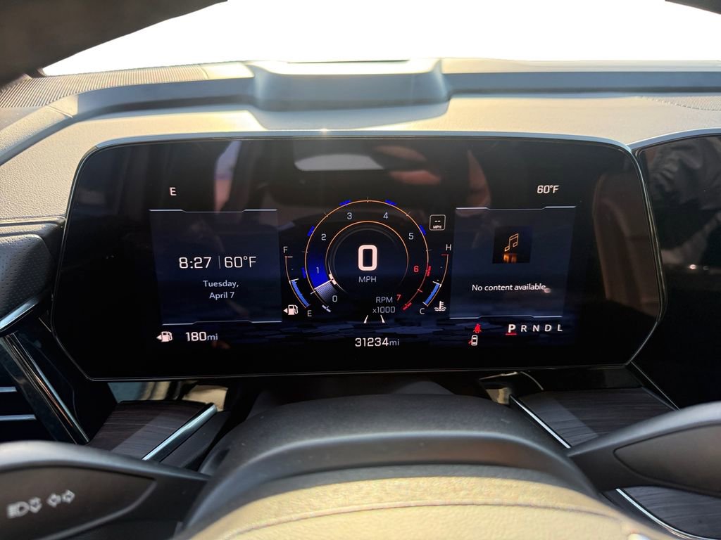 Certified 2025 Chevrolet Suburban Premier RWD image 14