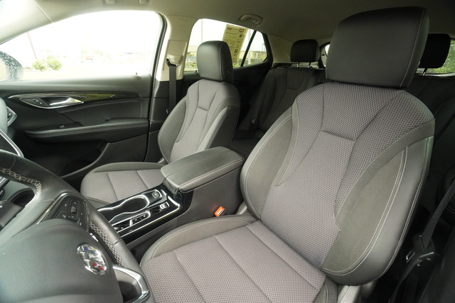 Used 2023 Buick Envision Preferred FWD image 22