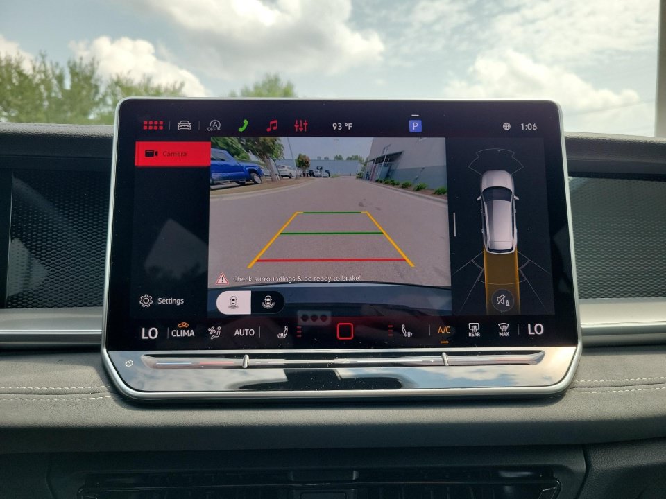 New 2026 Volkswagen Tiguan SE R-Line FWD image 19