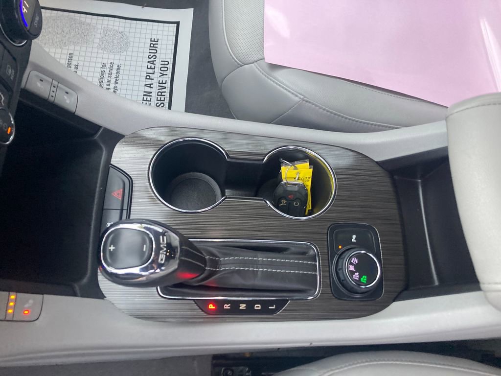 Used 2019 GMC Acadia SLT w/ LPO, Floor Liner Package image 34