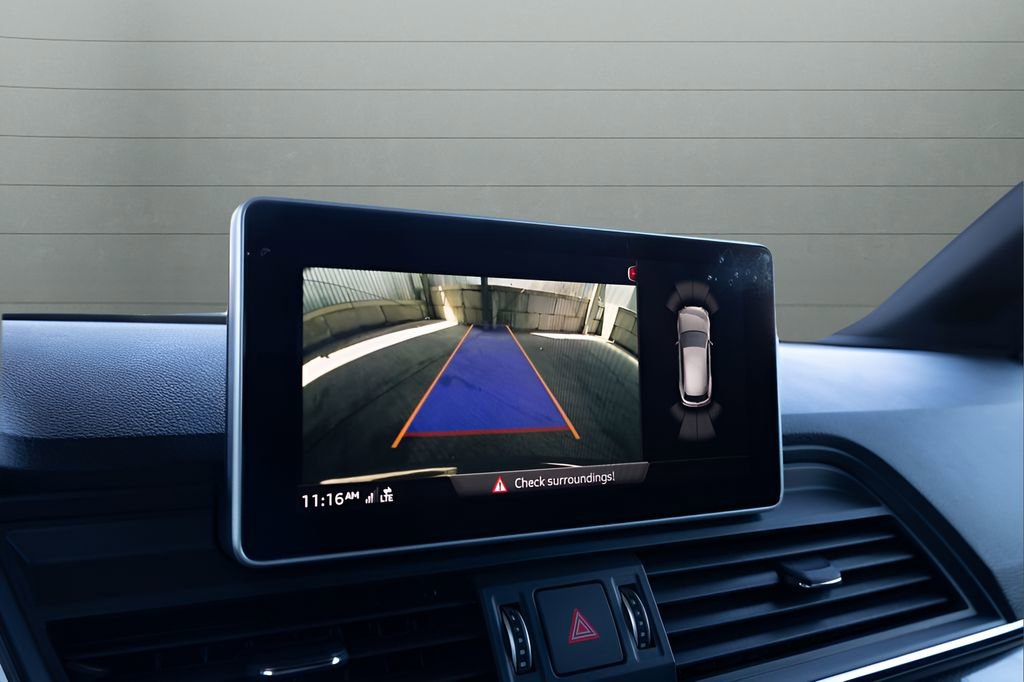 Used 2020 Audi SQ5 Premium Plus w/ Premium Plus Package image 20