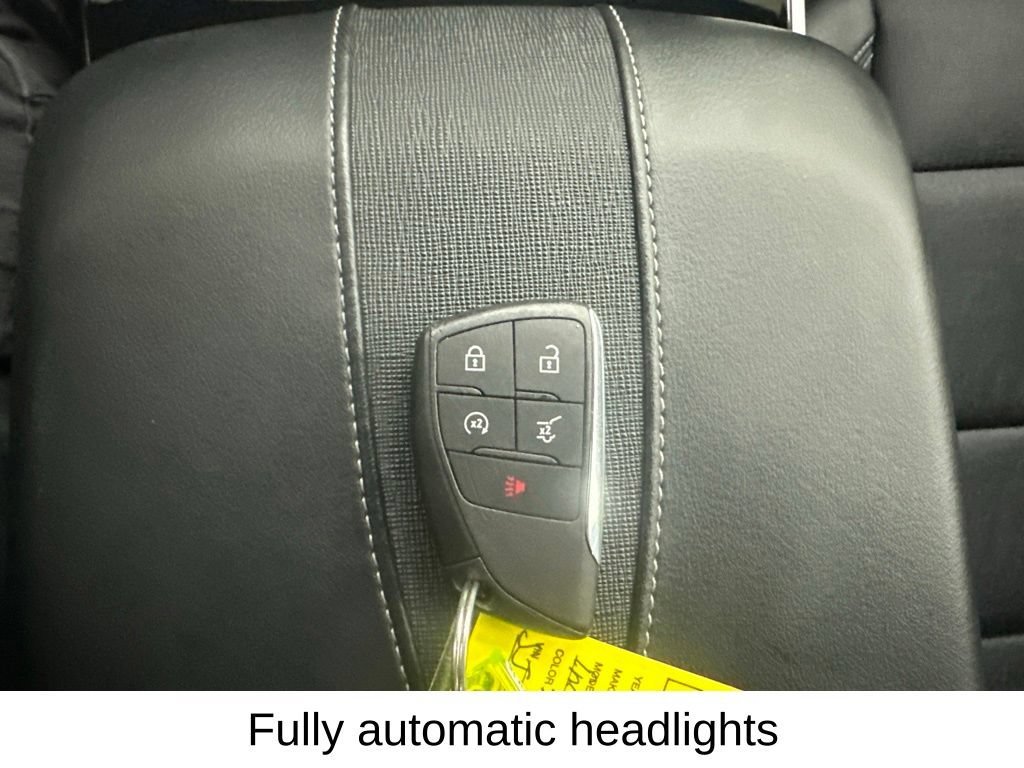 Used 2025 Buick Enclave Preferred w/ Power Package AWD/4WD image 42