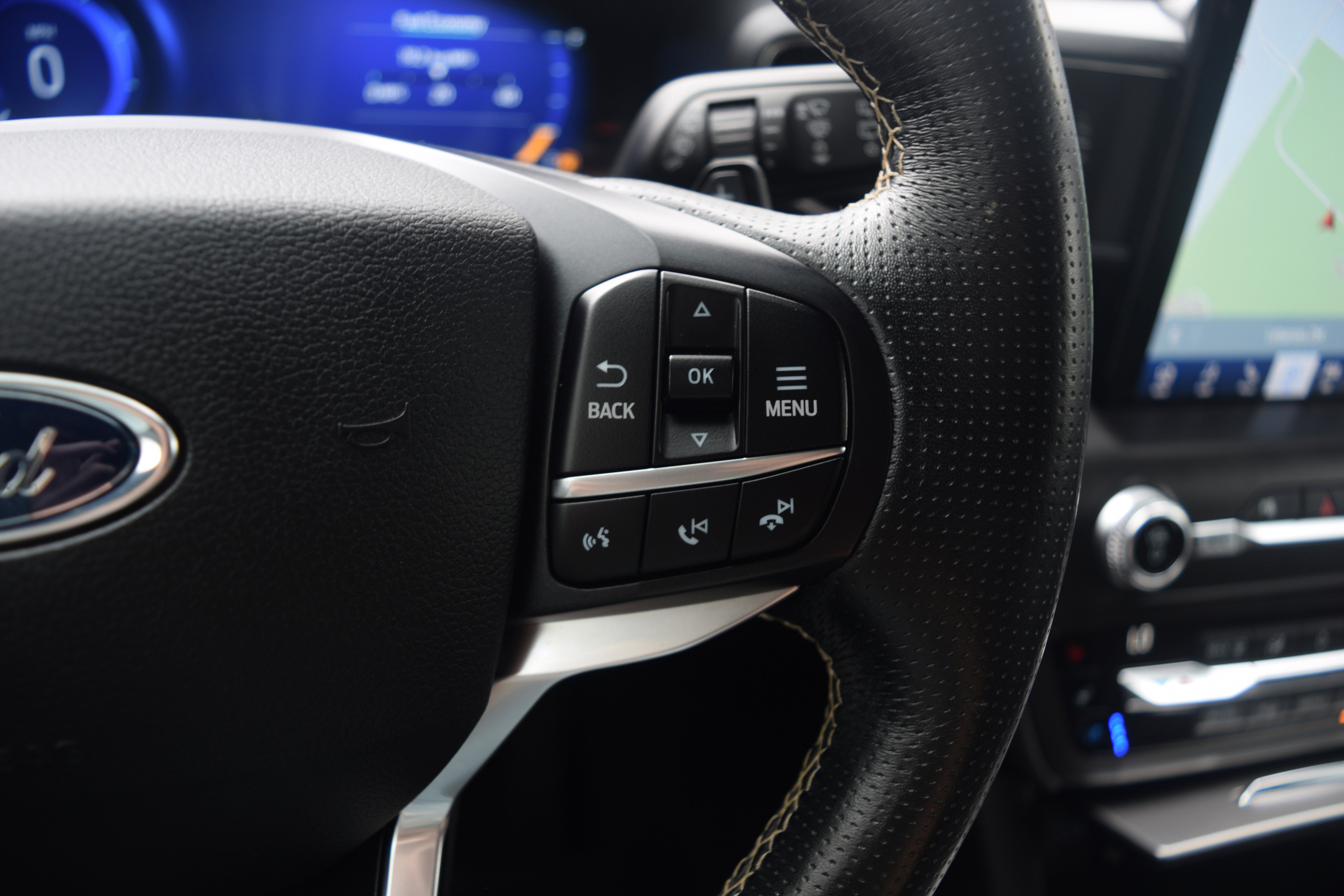 Used 2020 Ford Explorer ST w/ Premium Technology Package image 5