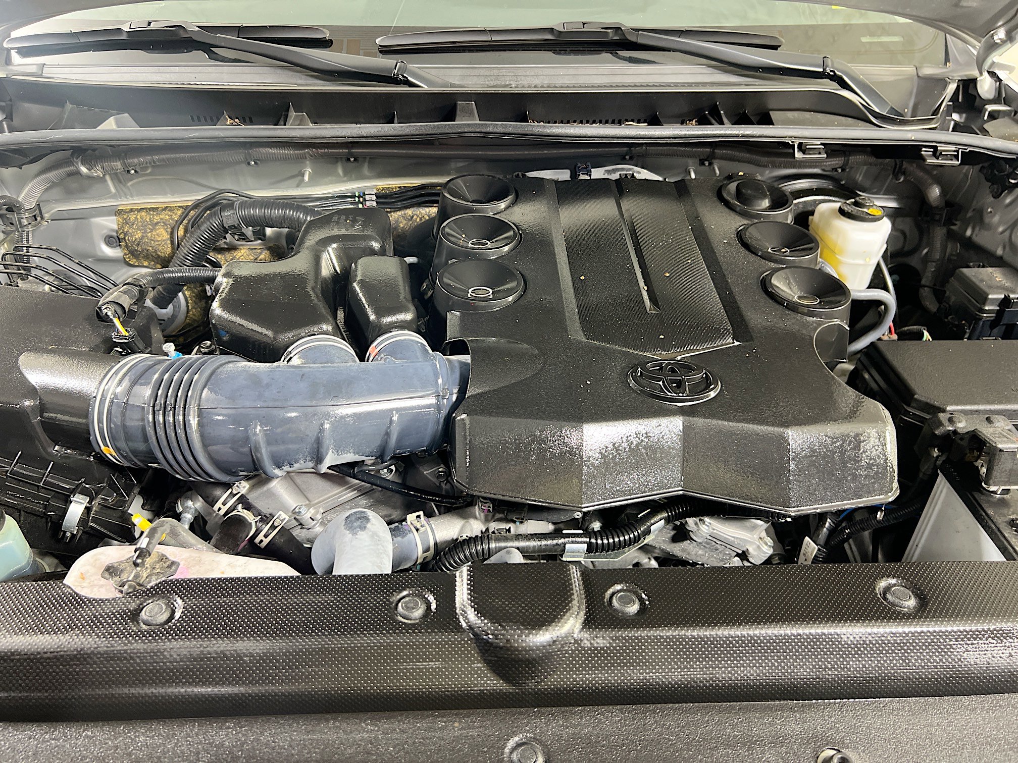 Used 2024 Toyota 4Runner SR5 Premium w/ TRD Black Wheel Package (TMS) image 29