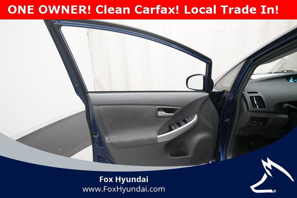 Used 2011 Toyota Prius Five image 26