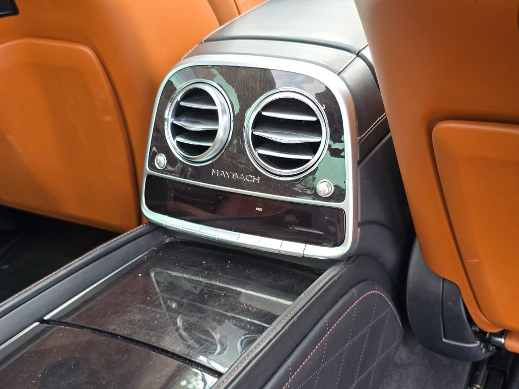 Used 2019 Mercedes-Benz Maybach S 560 4MATIC image 38