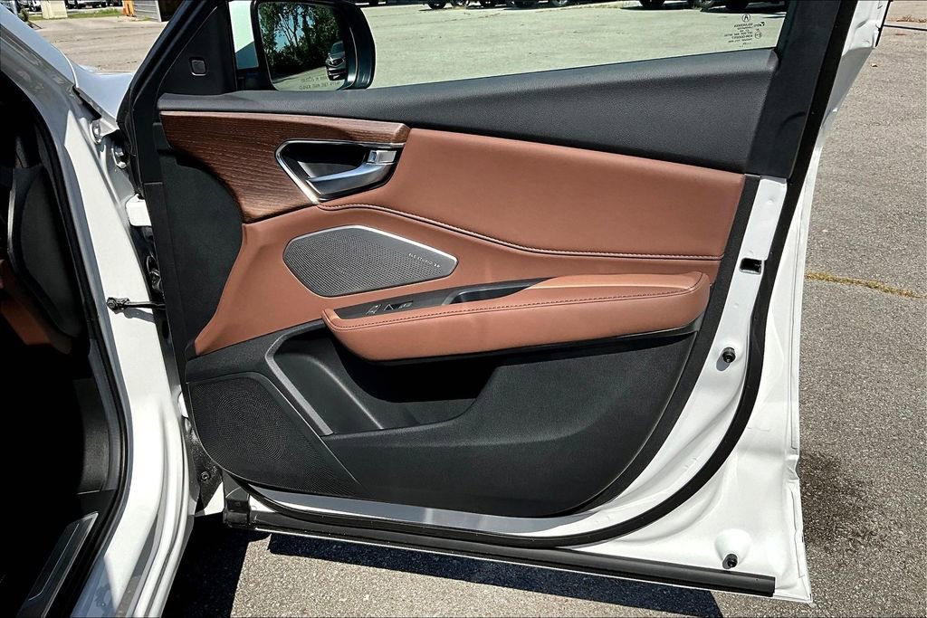 New 2025 Acura RDX SH-AWD w/ Advance Package image 17