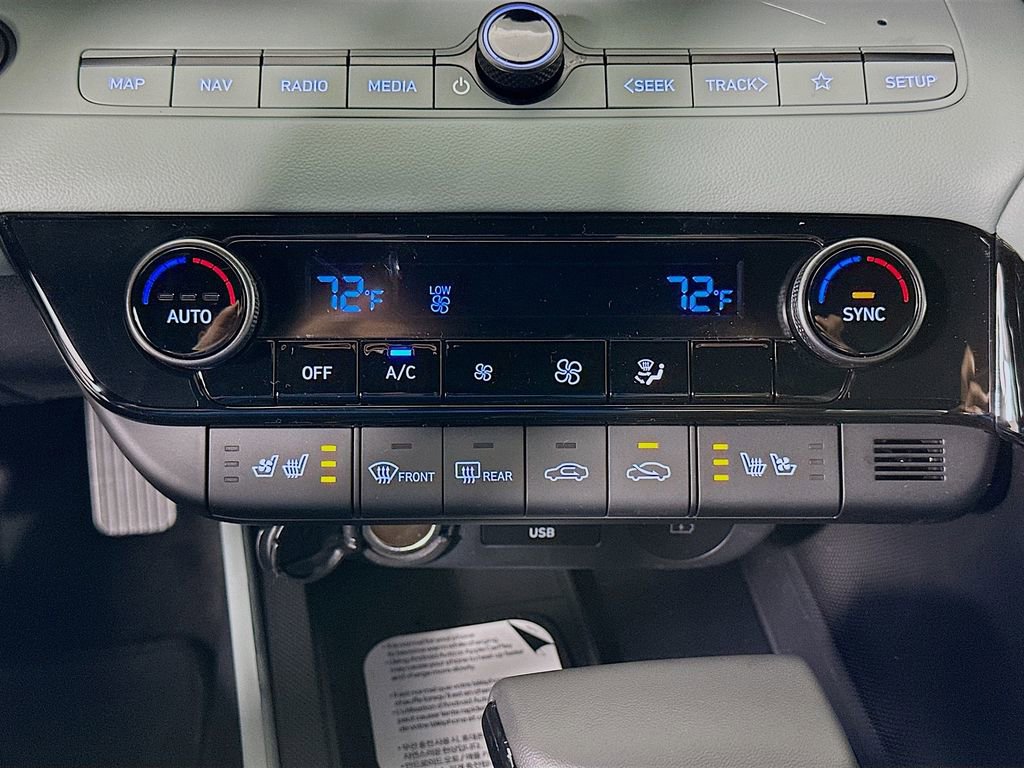 New 2026 Hyundai Elantra Limited image 14