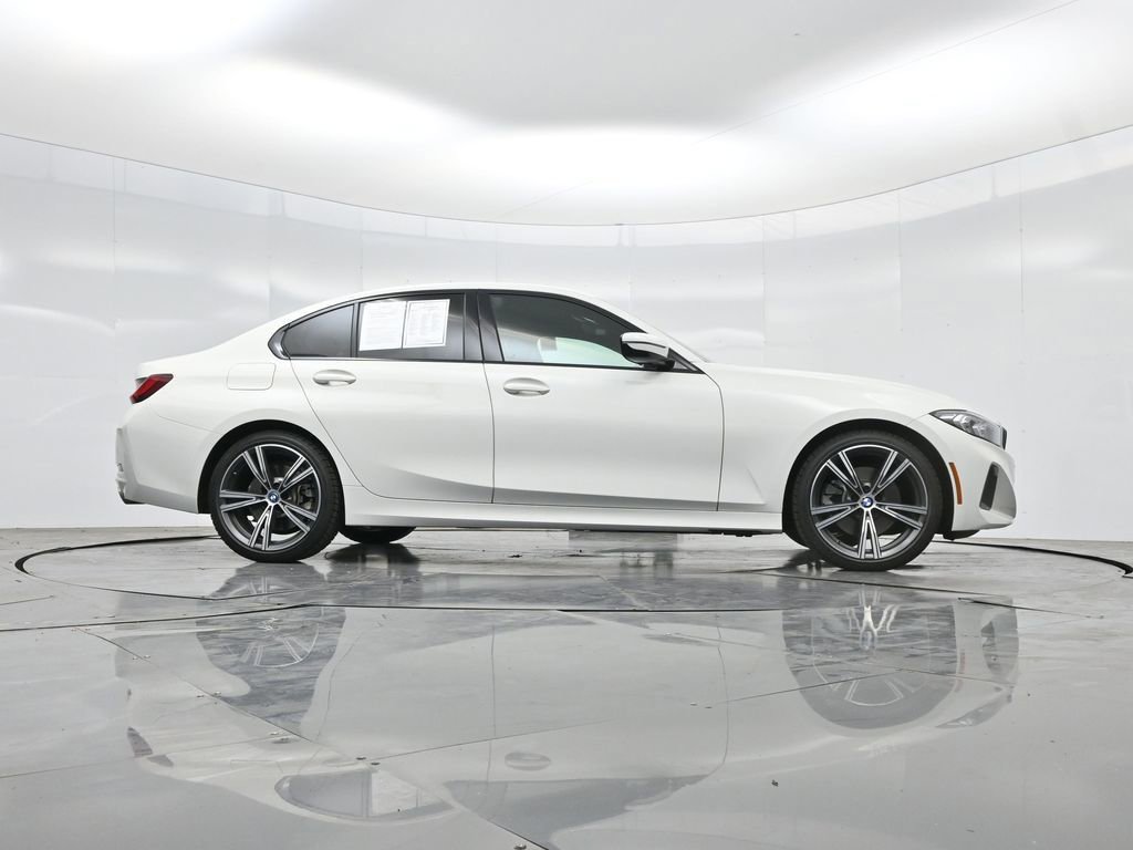 Used 2023 BMW 330i Sedan w/ Driving Assistance Package image 45