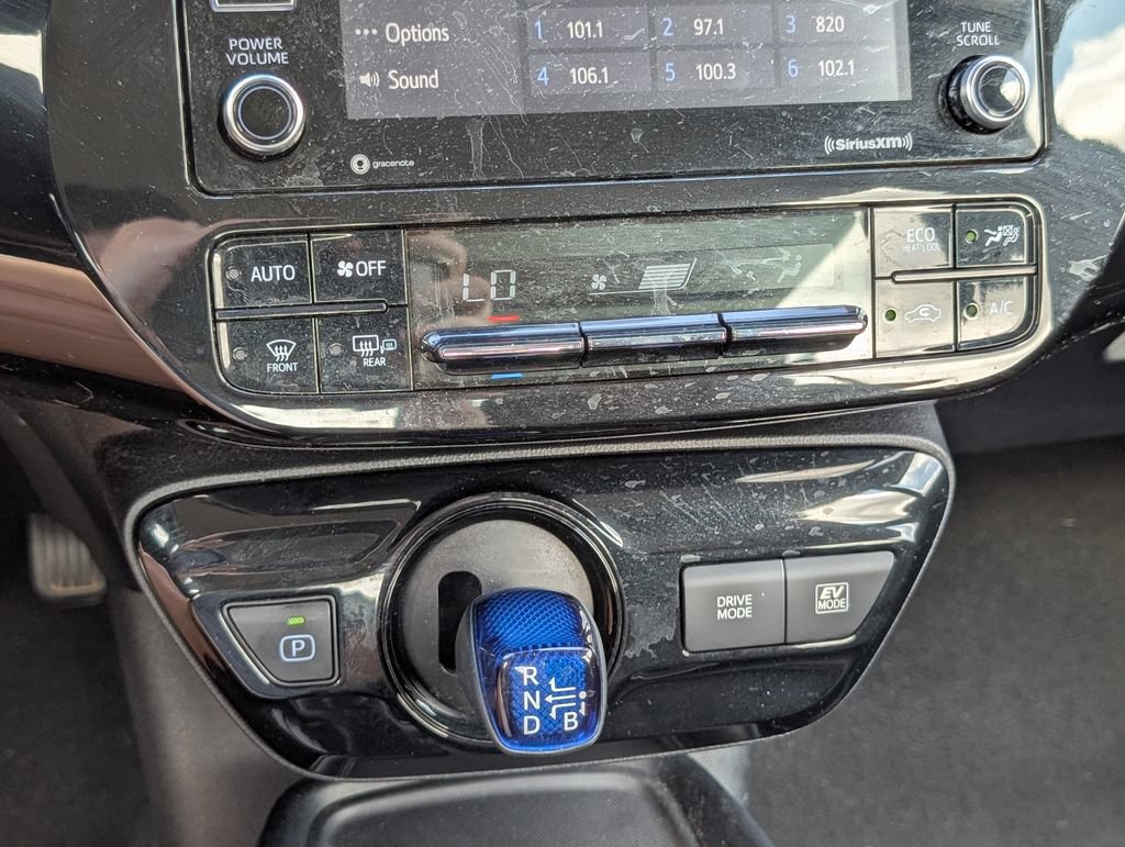 Used 2021 Toyota Prius LE FWD image 8