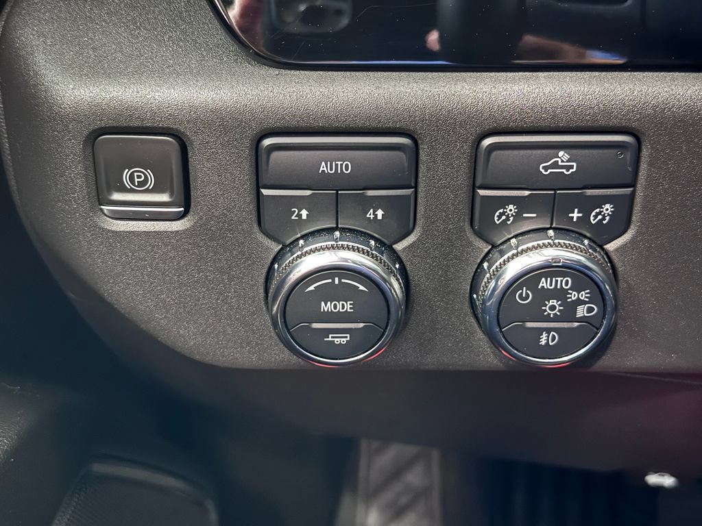 Used 2023 GMC Sierra 1500 Elevation AWD/4WD image 24