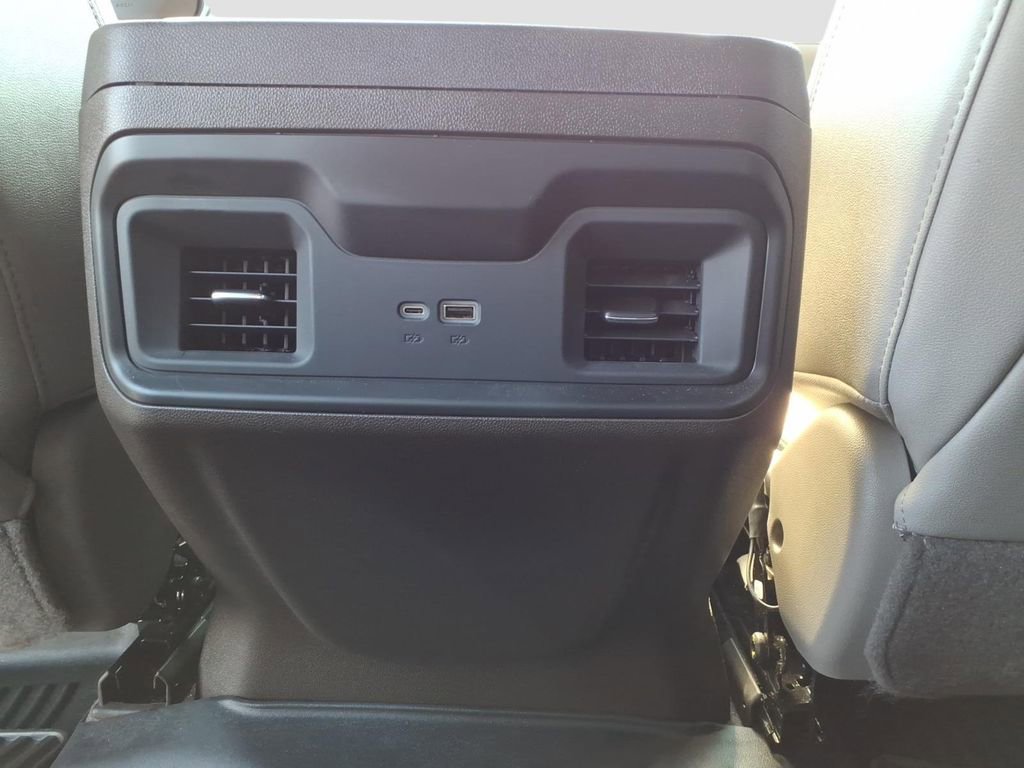 Used 2025 Chevrolet Silverado 2500 LT w/ Z71 Chrome Sport Edition image 13