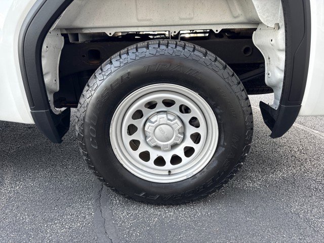 Used 2023 GMC Sierra 1500 Pro w/ Convenience Package image 14