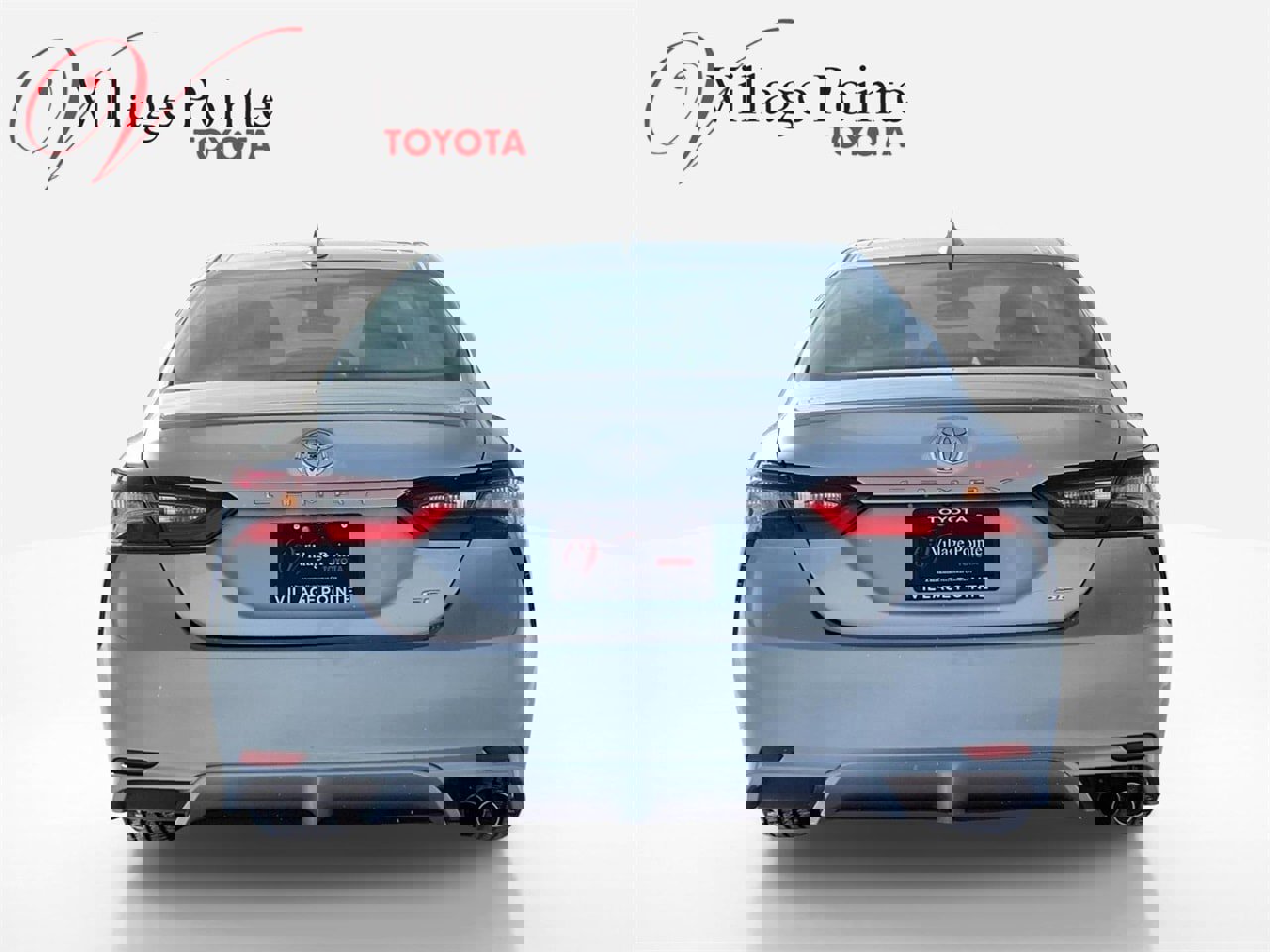 Used 2024 Toyota Camry SE image 4