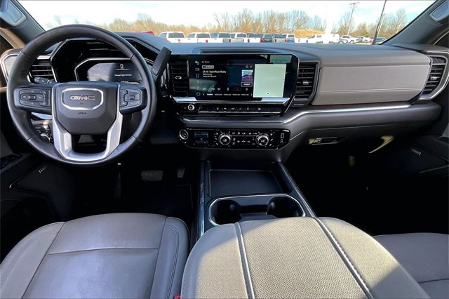 Used 2024 GMC Sierra 2500 SLT w/ SLT Convenience Package image 8