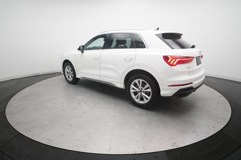 Used 2025 Audi Q3 2.0T Premium AWD/4WD image 35