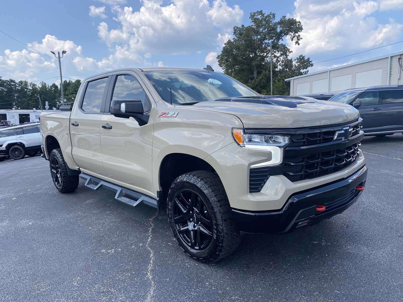 Used 2022 Chevrolet Silverado 1500 LT Trail Boss w/ LT Trail Boss Premium Package image 4