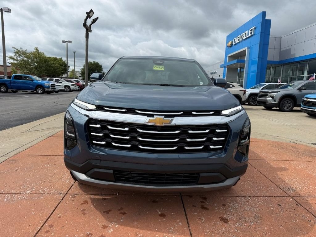 New 2027 Chevrolet Equinox LT FWD image 3