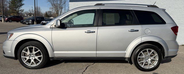 Used 2014 Dodge Journey Limited w/ Driver Convenience Group image 2