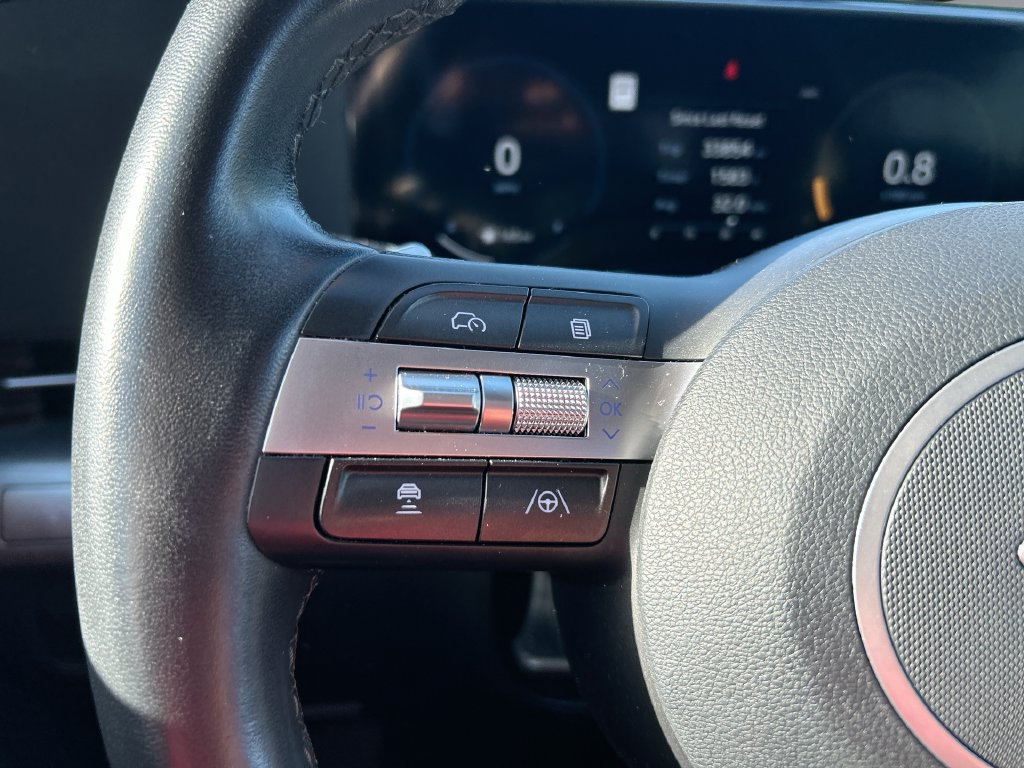 Used 2024 Hyundai Kona SEL w/ Convenience Package FWD image 16