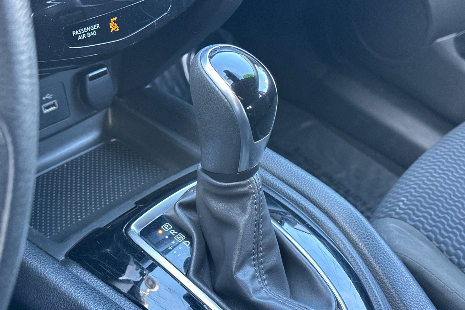 Used 2022 Nissan Rogue Sport S image 32