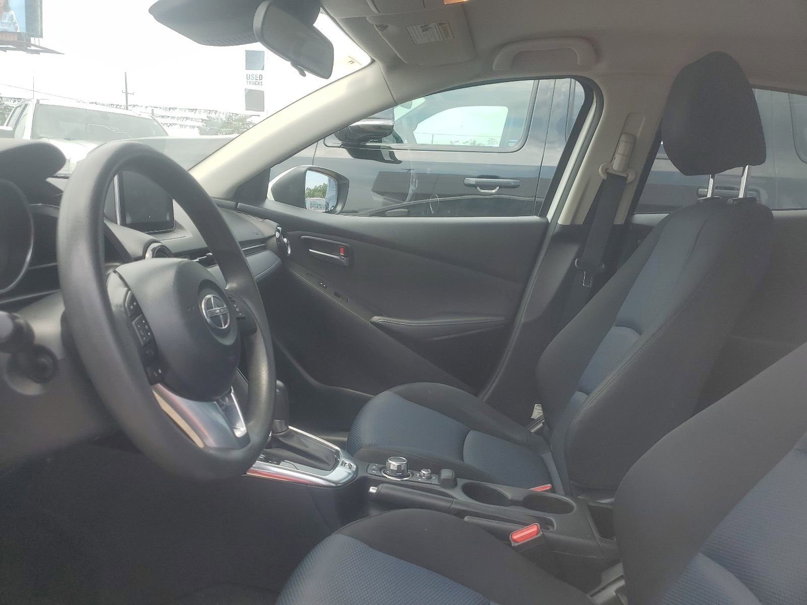Used 2016 Scion iA FWD image 10