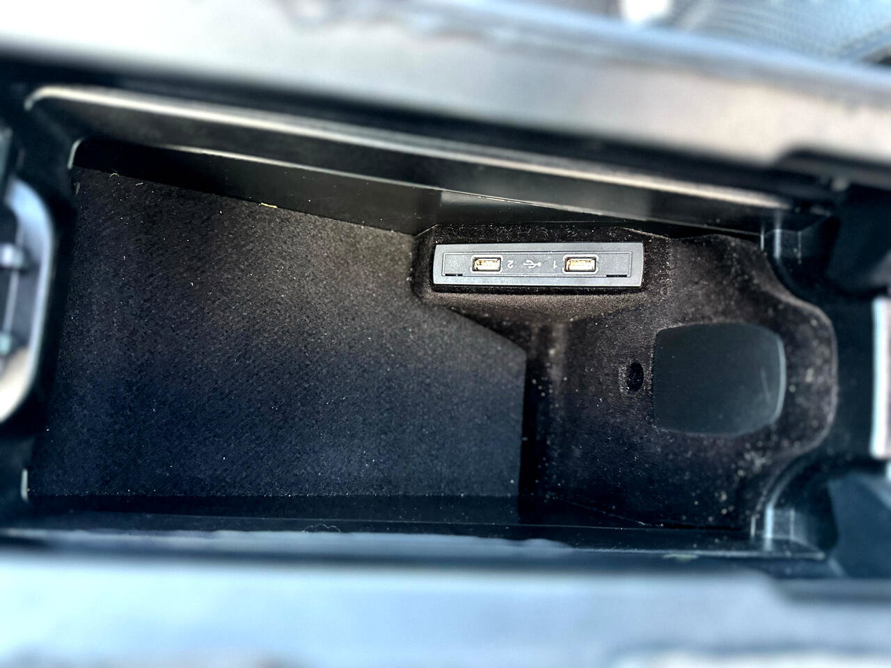 Used 2016 Mercedes-Benz E 400 Sedan image 29