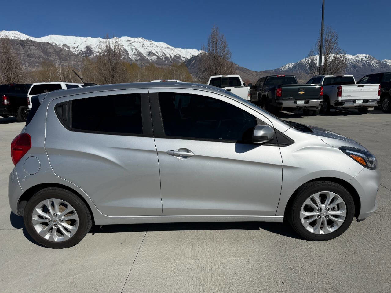 Used 2022 Chevrolet Spark LT image 2