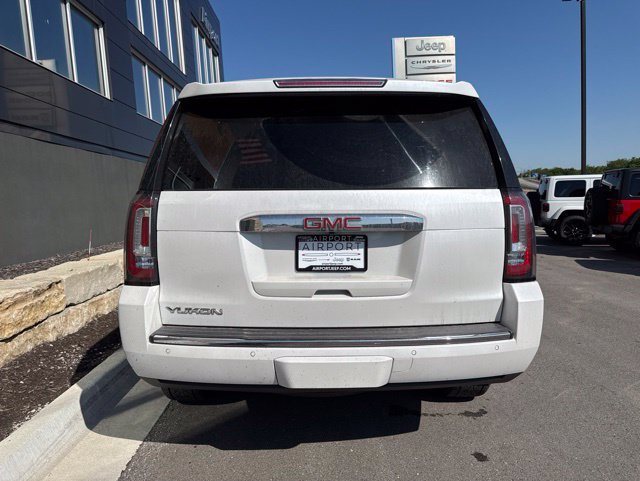 Used 2019 GMC Yukon Denali w/ Denali Ultimate Package AWD/4WD image 3