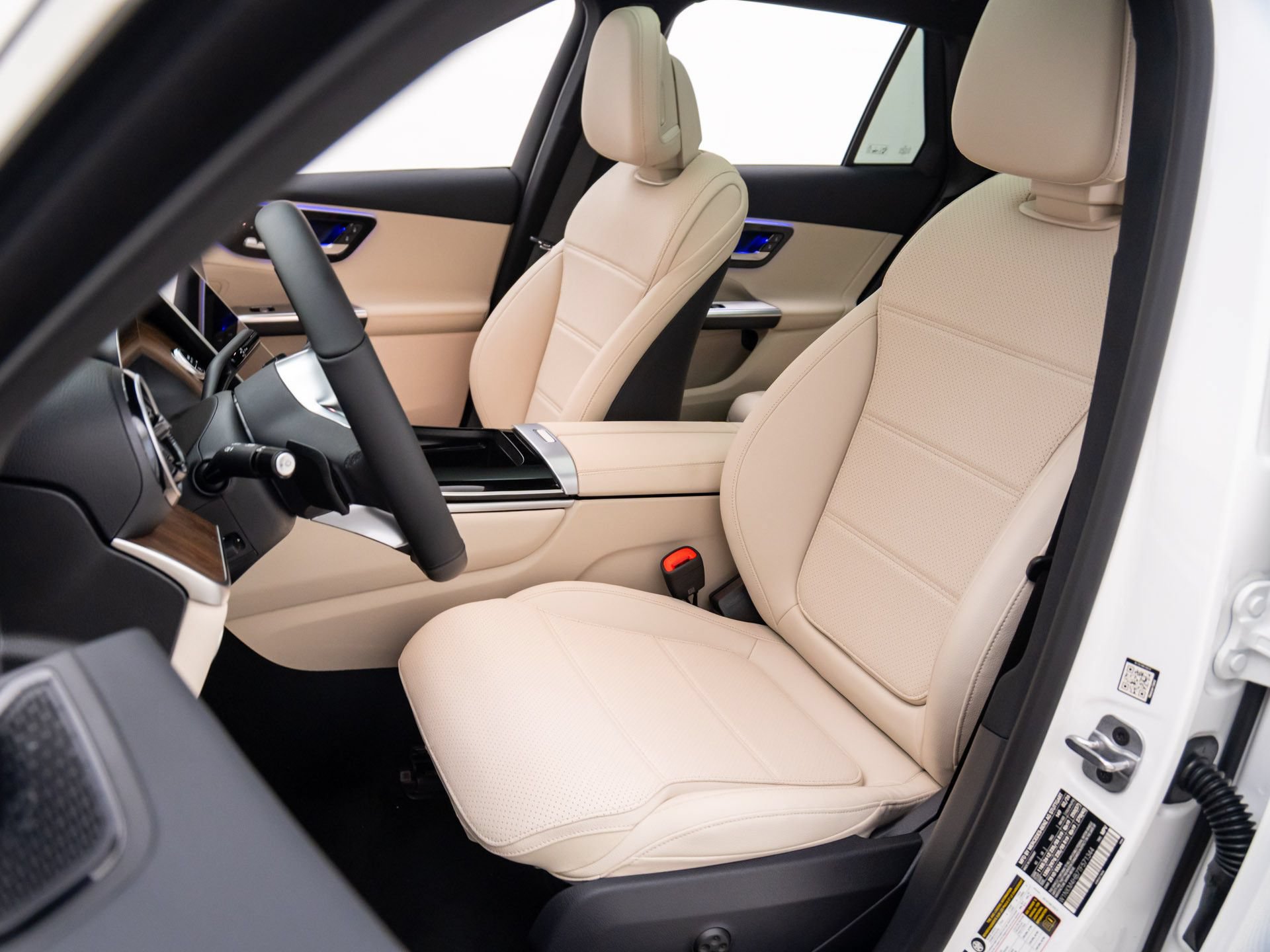New 2026 Mercedes-Benz GLC 300 4MATIC image 17