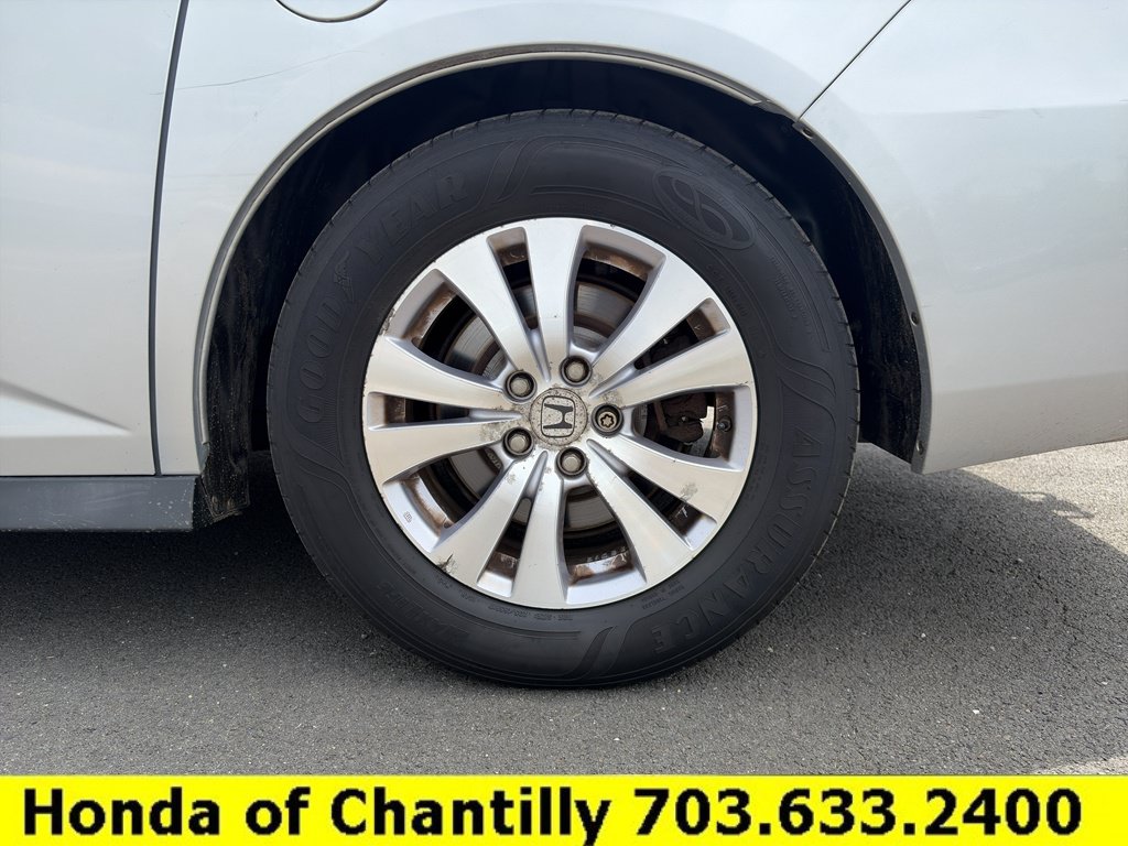 Used 2015 Honda Odyssey EX-L image 28