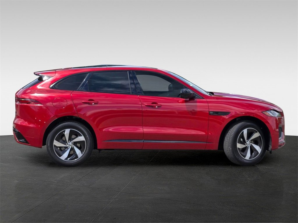 Used 2025 Jaguar F-PACE R-Dynamic S image 4