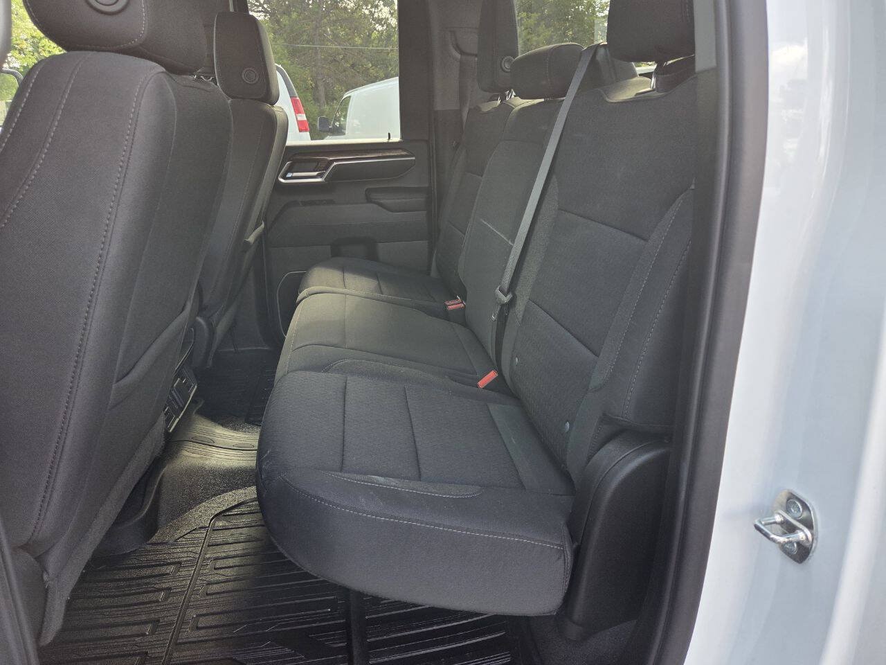 Used 2024 GMC Sierra 2500 SLE w/ SLE Convenience Package AWD/4WD image 12