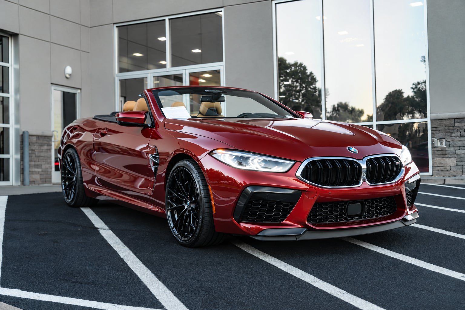 Used 2020 BMW M8 Convertible w/ M Driver's Package AWD/4WD image 3