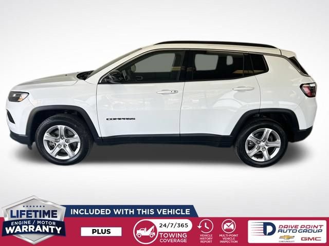 Used 2024 Jeep Compass Latitude AWD/4WD image 5