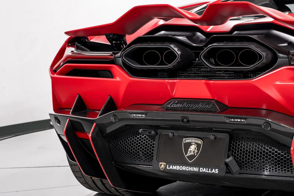 Used 2025 Lamborghini Revuelto image 49