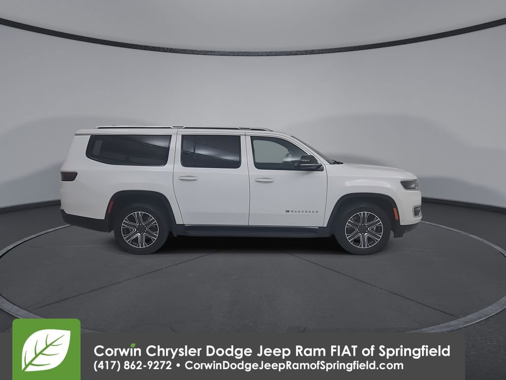 Used 2024 Jeep Wagoneer L Series II w/ Flexible Seating Group image 17