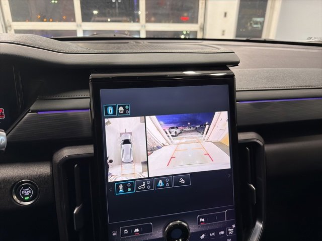 Used 2024 GMC Acadia AT4 image 4