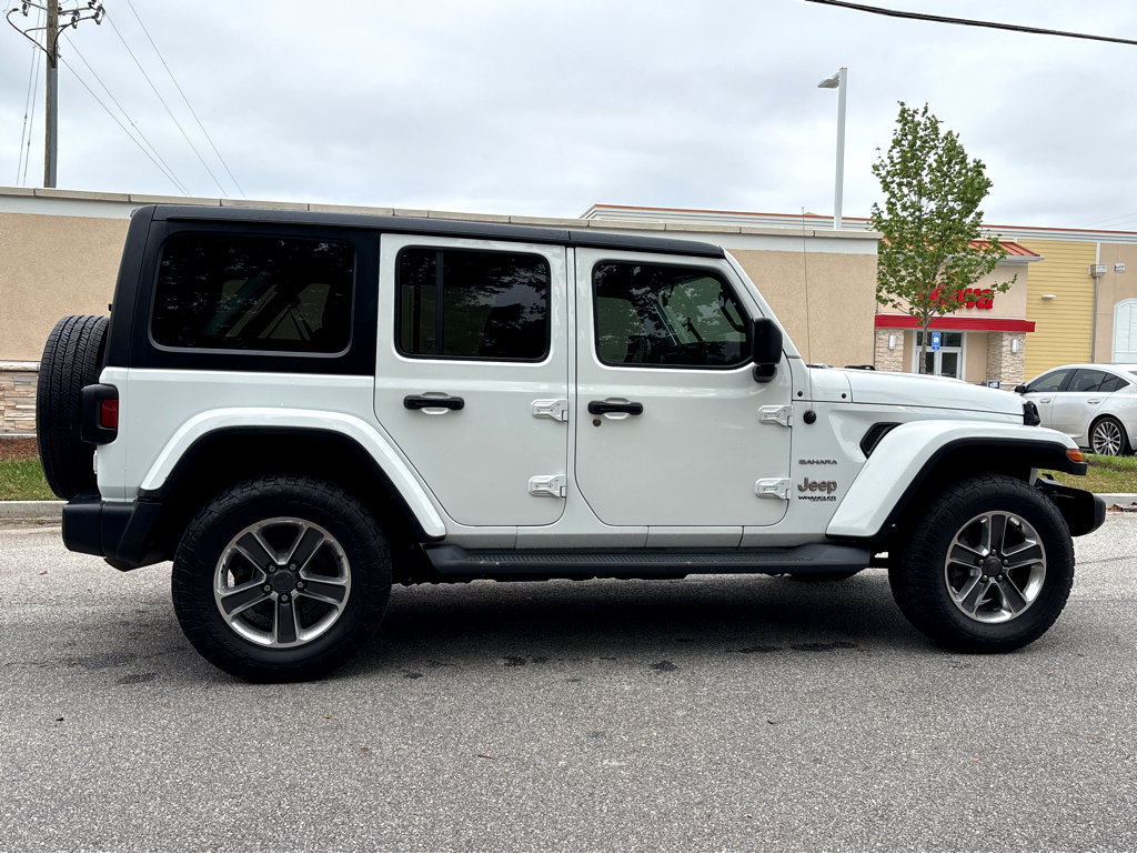 Used 2020 Jeep Wrangler Unlimited Sahara AWD/4WD image 24
